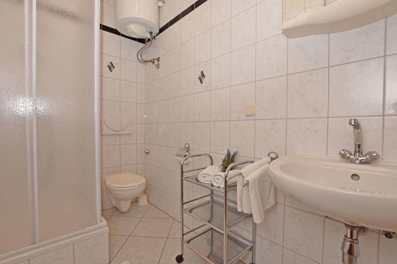 Apartment Angelina Брела Екстер'єр фото